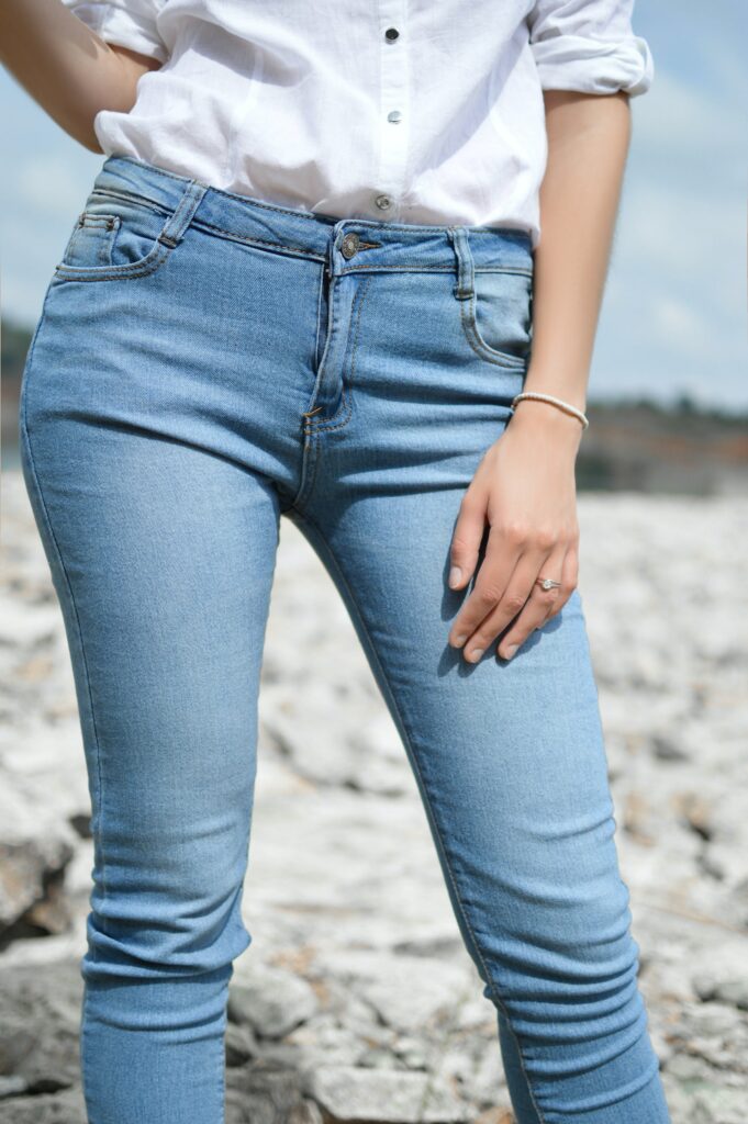 Finding the Perfect Boyfriend Jeans for Your Body Type - Fonsly