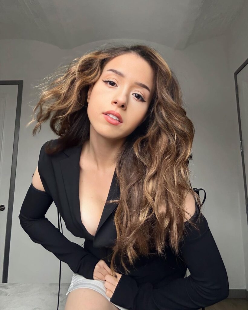 sexy pokimane Imane Anys
